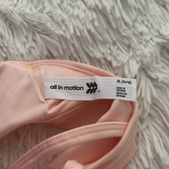 NWT all in motion sports bra - Picture 3 of 3